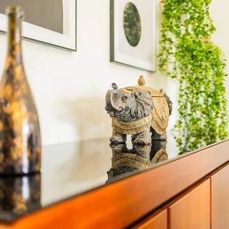 Ivory Breeze By Elysian Daire *