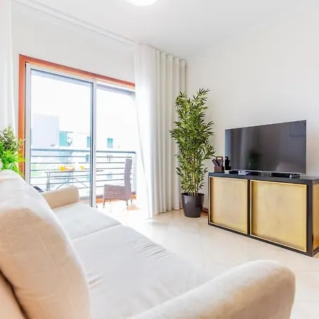 Ivory Breeze By Elysian