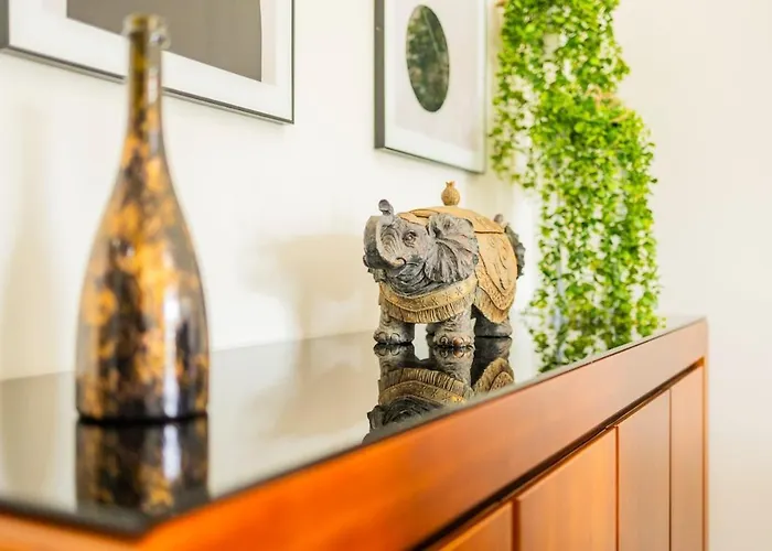 Ivory Breeze By Elysian Appartement *