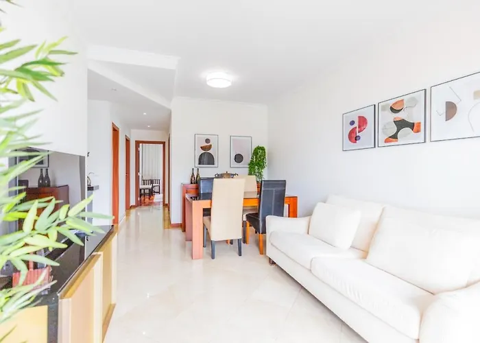 Ivory Breeze By Elysian Appartement *