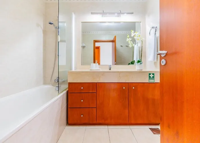 Ivory Breeze By Elysian Appartement Funchal (Madeira)